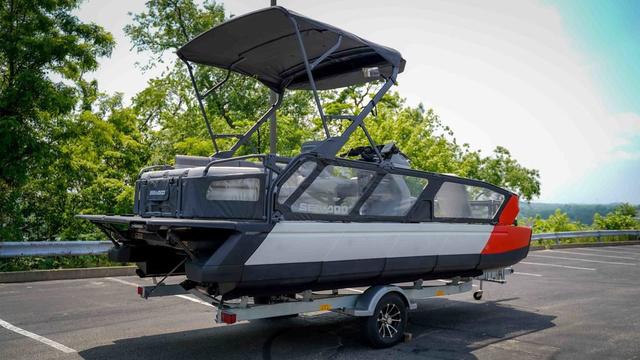Sea-Doo Switch® Sport 21 - 230 hp Galvanized