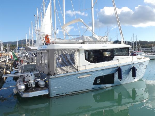 2018 Cranchi T43