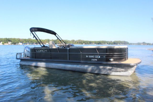 2017 Coach Pontoons 250 RE Tripletoon