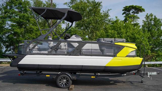 Sea-Doo Switch® Cruise 21 - 230 hp