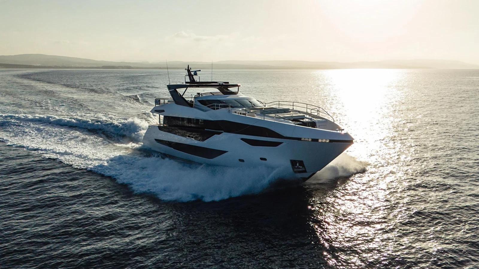 2024 Sunseeker 100' Yacht