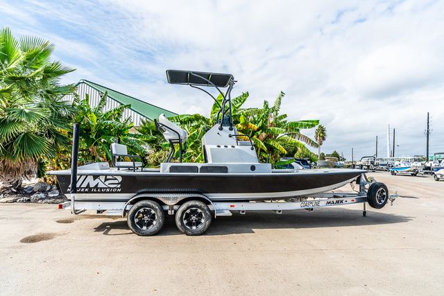 2025 Majek M2 ILLUSION