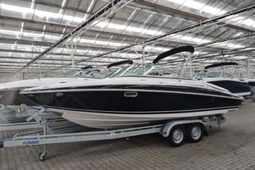 2009 Four Winns 240 Horizon