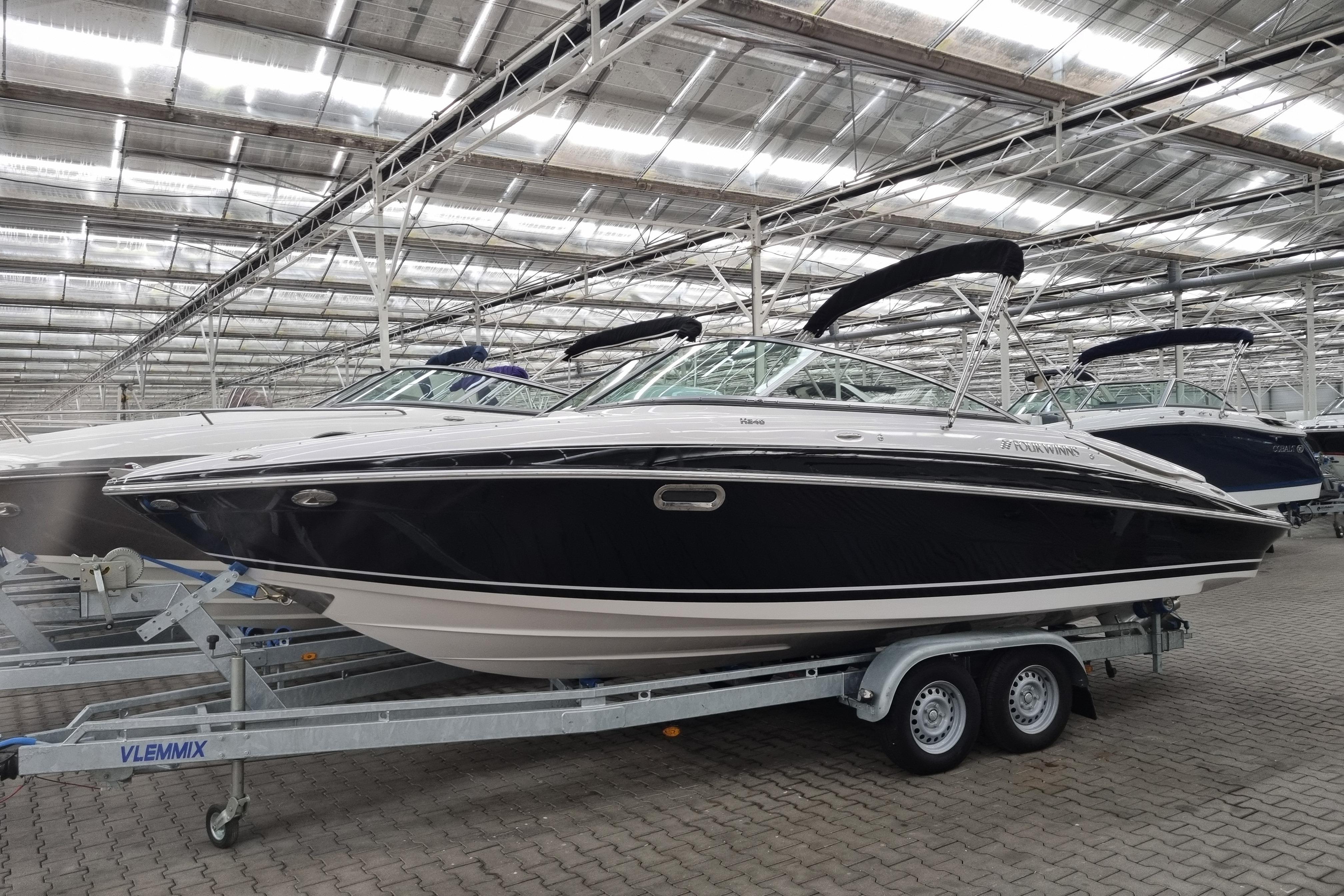 2009 Four Winns 240 Horizon