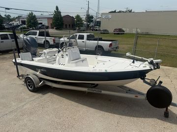 2017 Blue Wave 2000 PureBay
