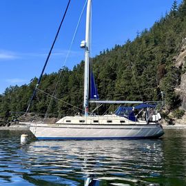 2004 Island Packet 370