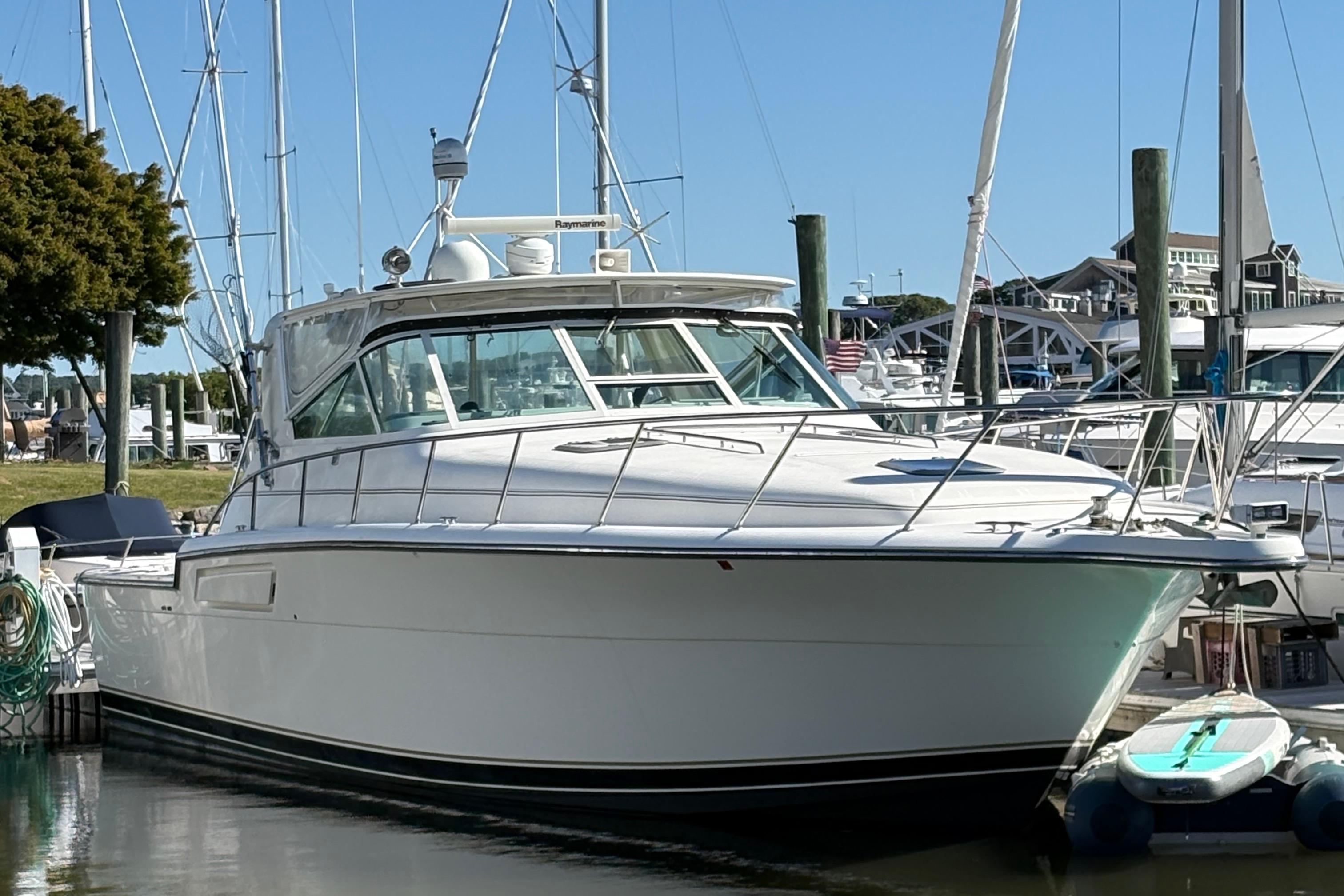 1996 Tiara Yachts 4300 Open