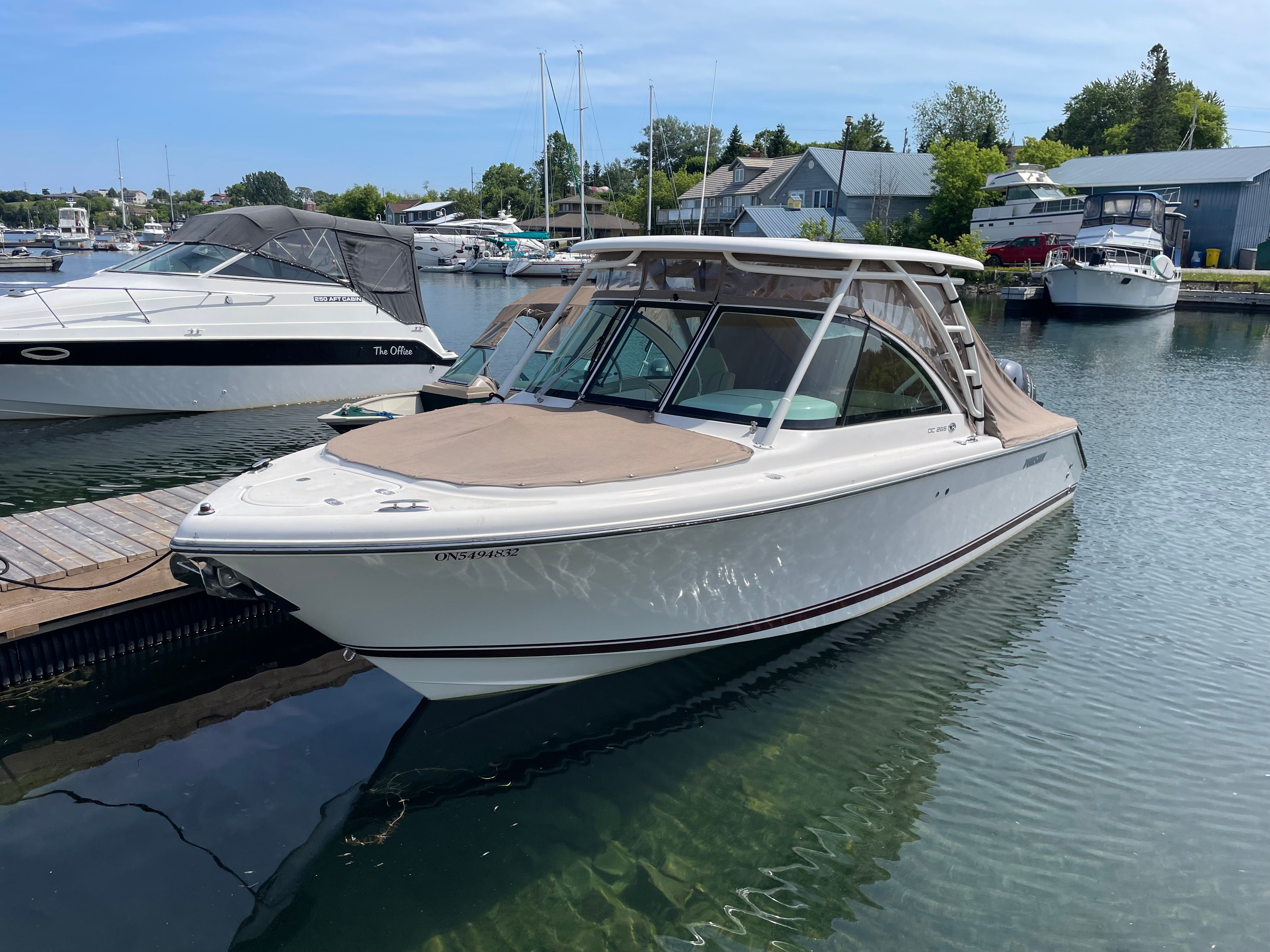 2016 Pursuit DC 265 Dual Console
