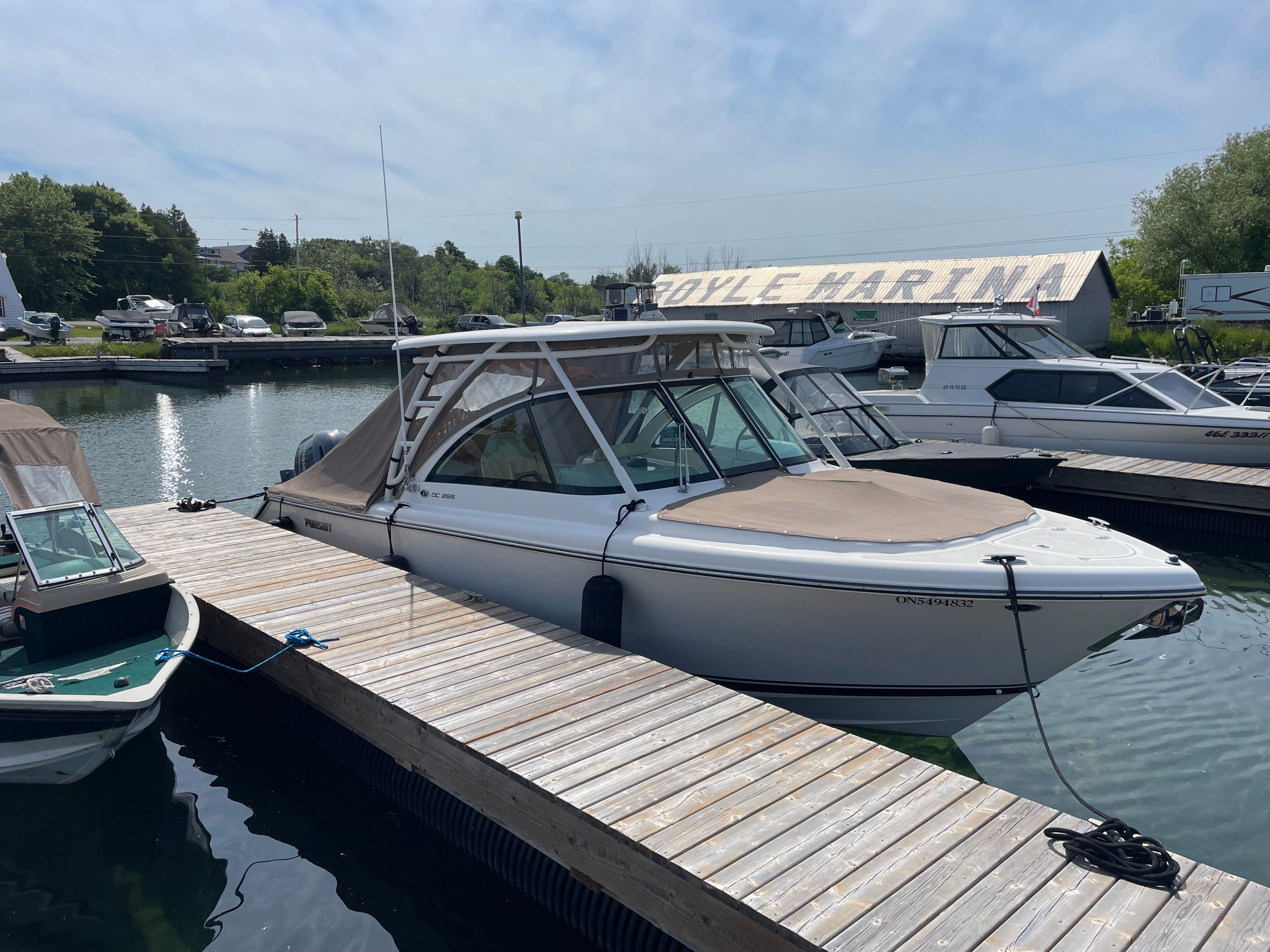 2016 Pursuit DC 265 Dual Console