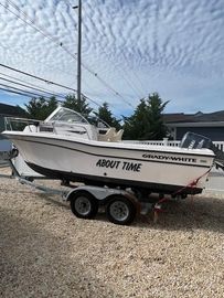 2000 Grady-White Adventure 208