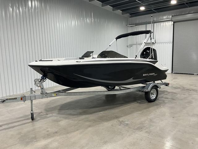 2024 Bayliner M17