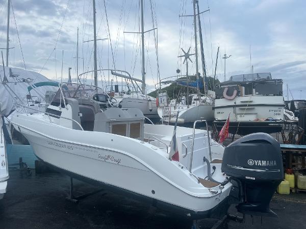 2011 Pacific Craft sun cruiser 815