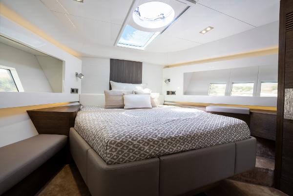 2014 Pearl 65