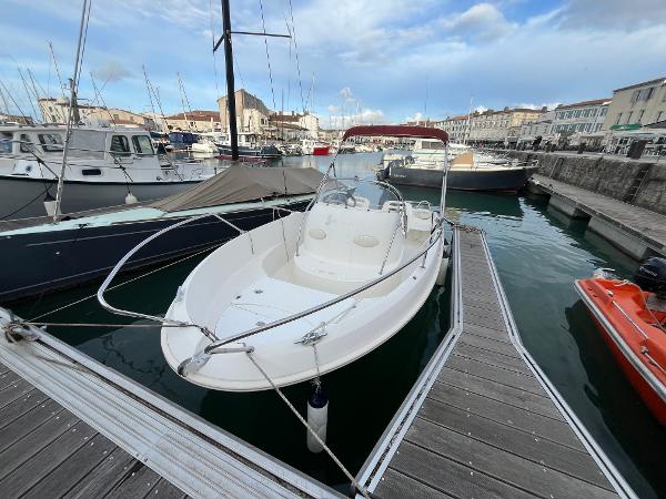 2005 Beneteau Flyer 550 Open