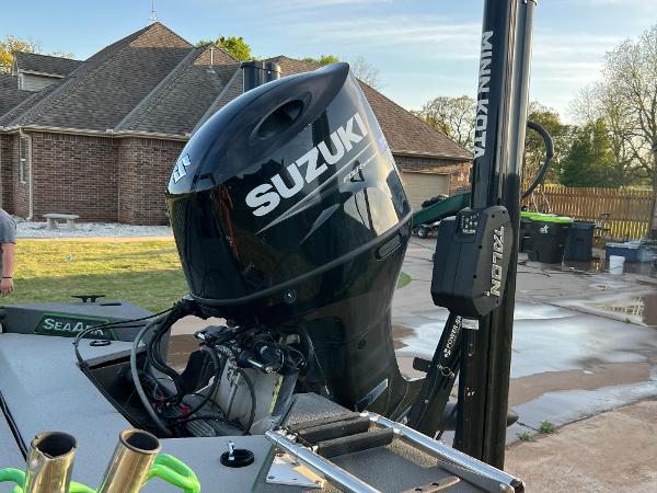 2021 Seamark Easycat