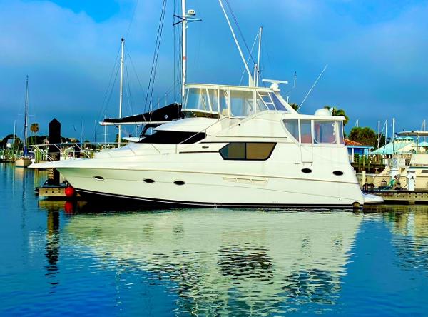 1999 Silverton 453 Motor Yacht