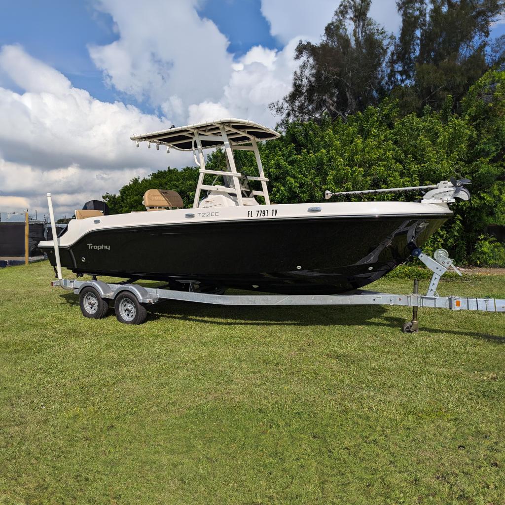 2024 Bayliner Trophy T22CC