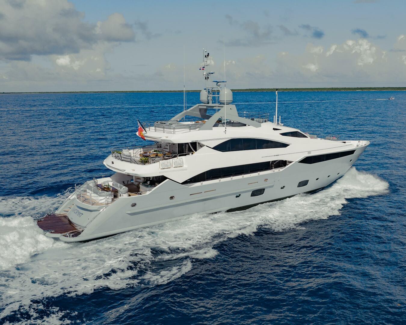 Albert Marquet、YACHTS、海外版超希少レゾネ、新品額付 Cheap!?] A 36-foot luxury cruiser worth over a billion yen