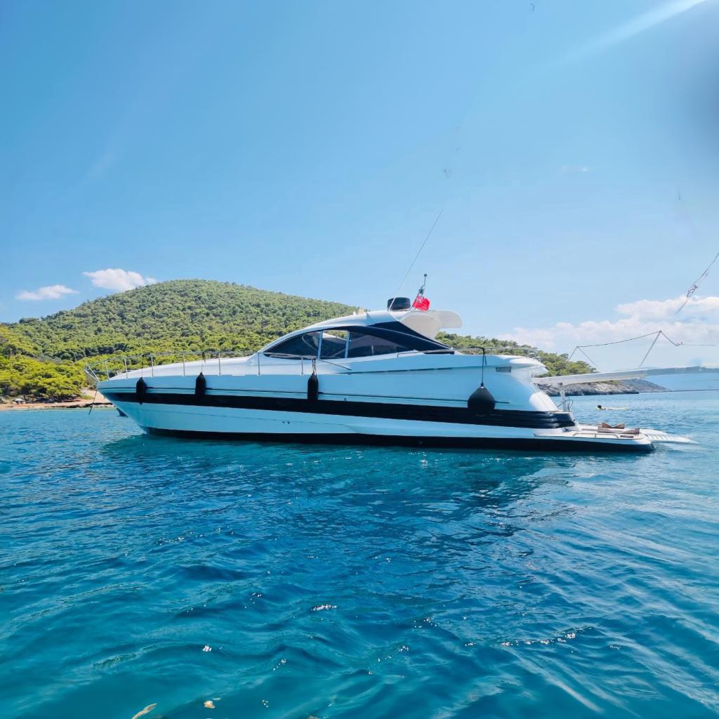 2002 Pershing 54