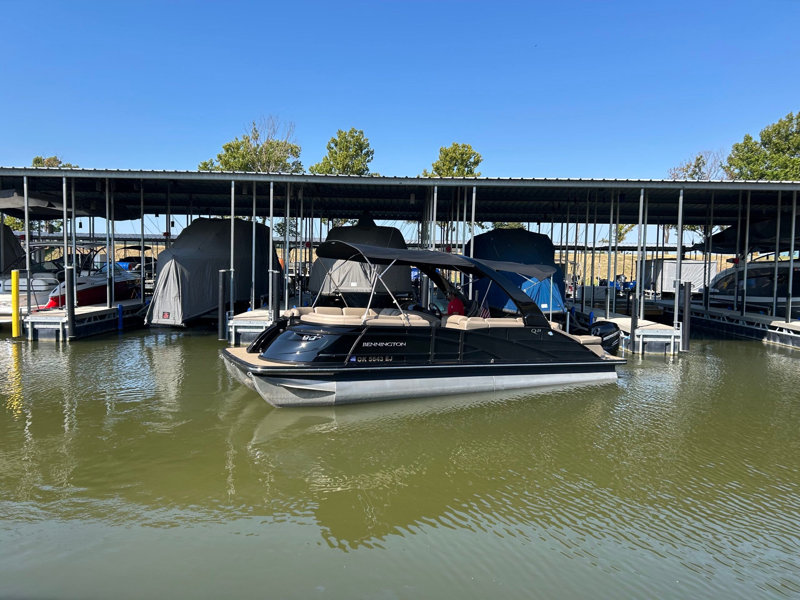2023 Bennington 25 QSBA