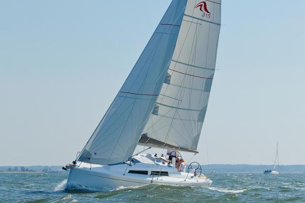 Hanse 315 Manufacturer Provided Image