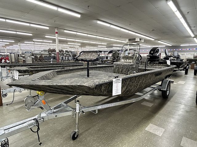 2026 SeaArk Shadow 18 T Center Console