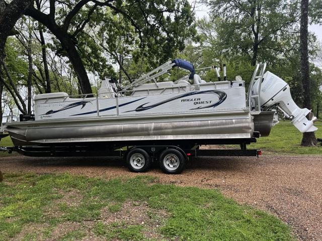 2021 Angler Qwest 824 ALL SPORT DLX
