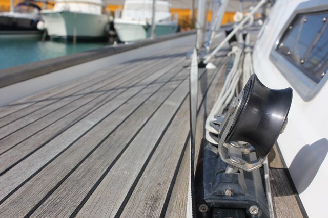 Deck detail