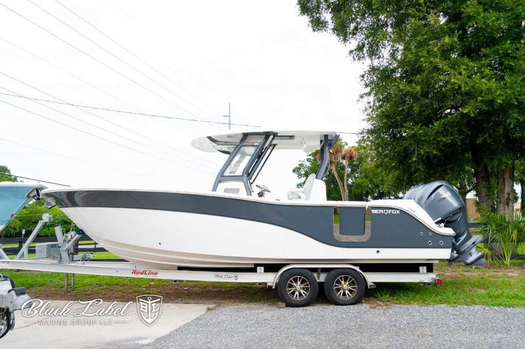 2025 Sea Fox 288 Commander Center Console
