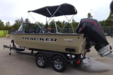 2026 Tracker Targa V-18 Combo