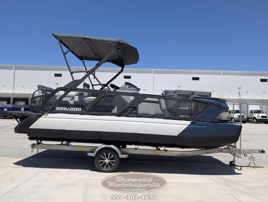 Sea-Doo Switch® Cruise 21 - 170 hp Galvanized