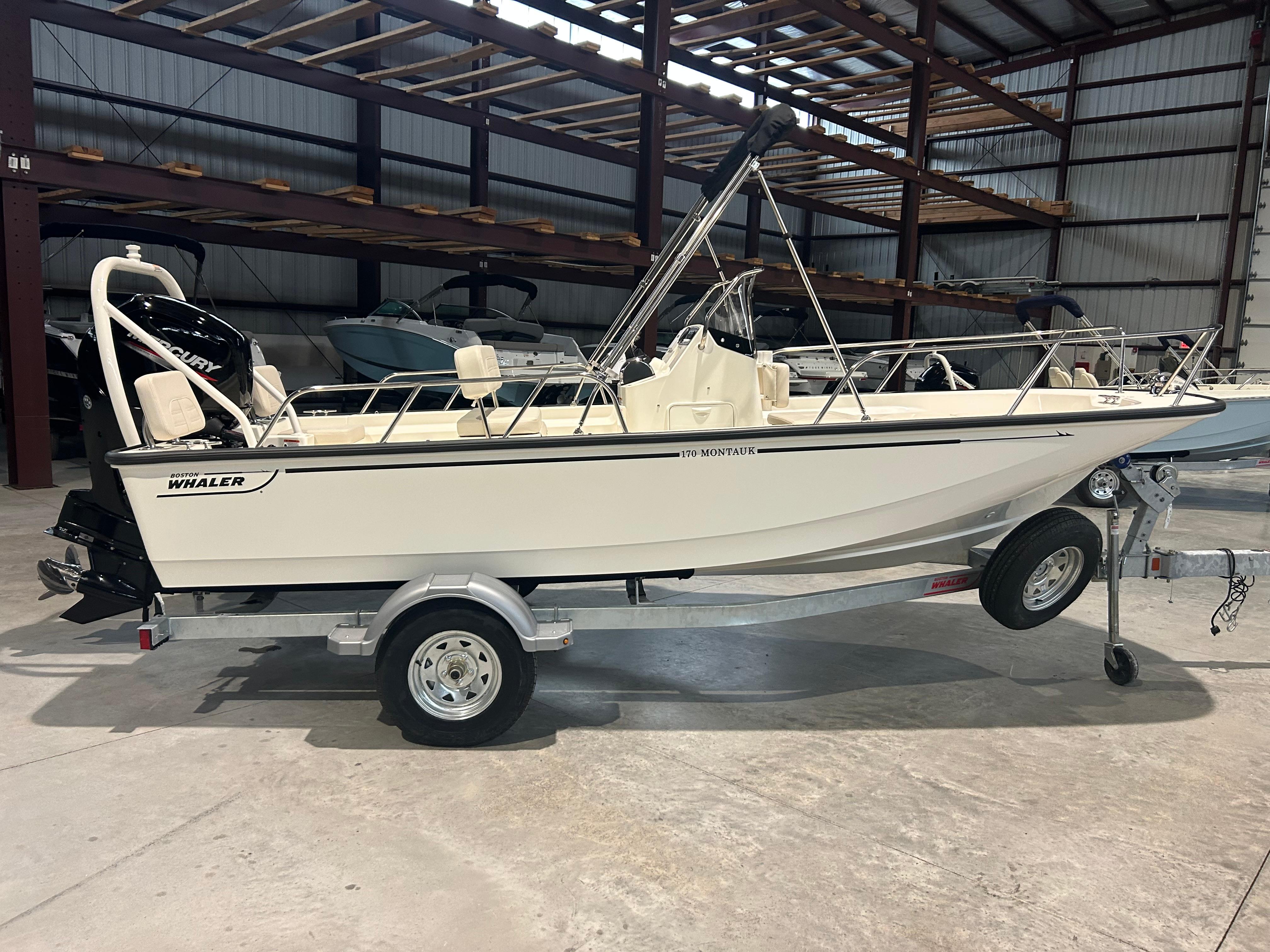 2026 Boston Whaler 170 Montauk