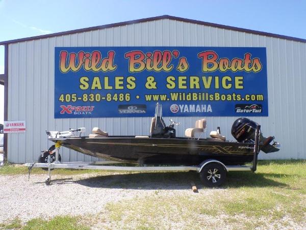 Xpress H20BAY 2026 Xpress H20BAY boat at Wild Bill's Boats sales and service location.
