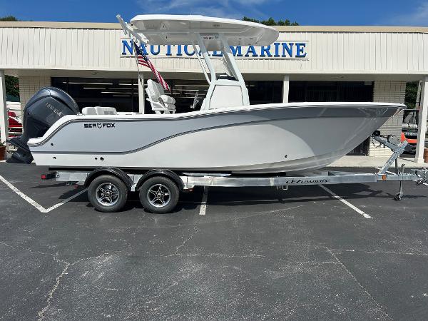 2025 Sea Fox 228 Commander