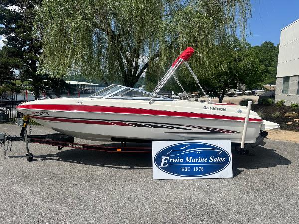 2008 Glastron GT 205
