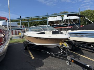 2009 Four Winns H180