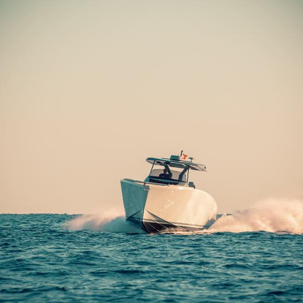 2023 Tesoro T38 Outboard