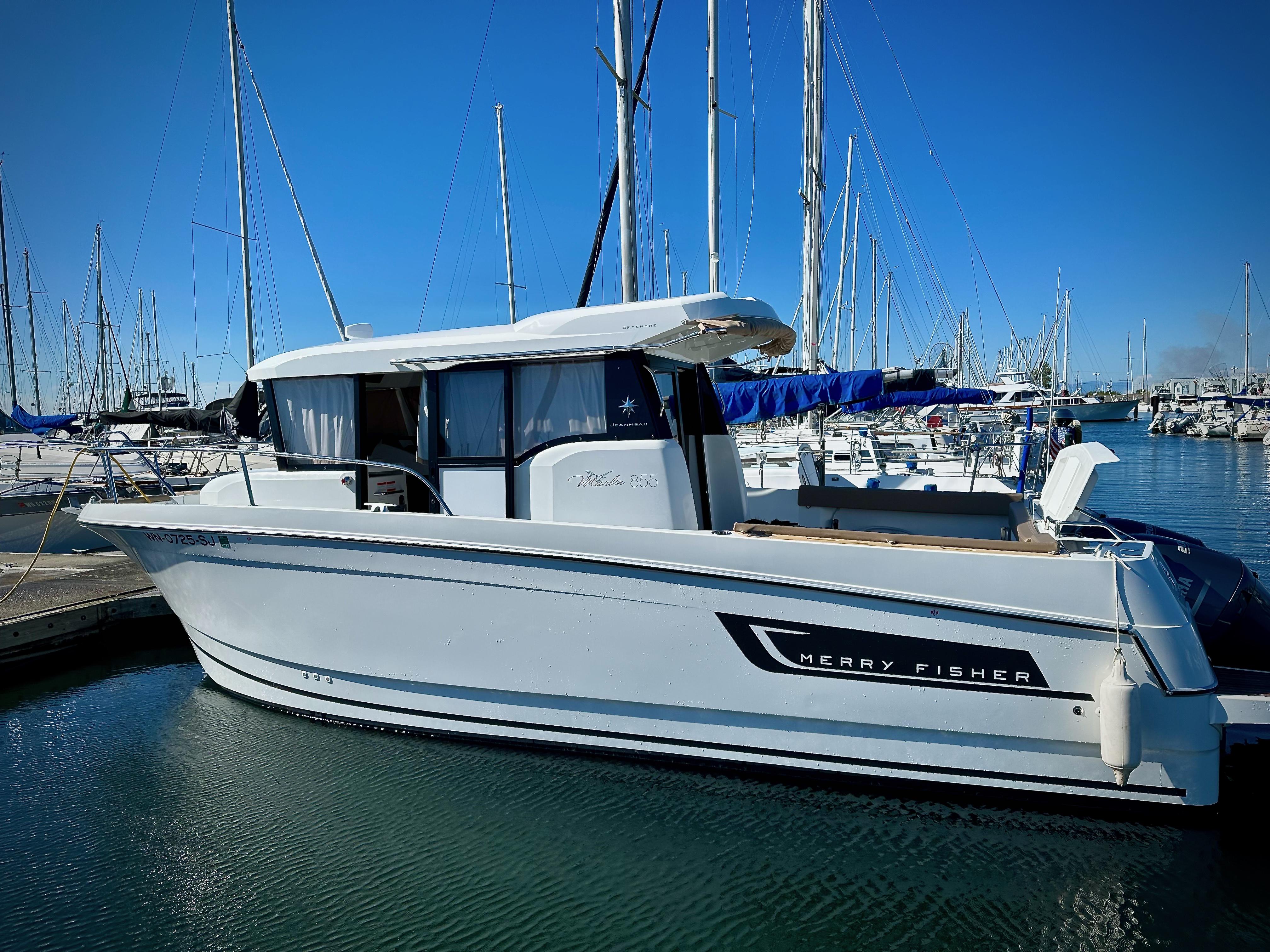 2015 Jeanneau Merry Fisher 855 Marlin