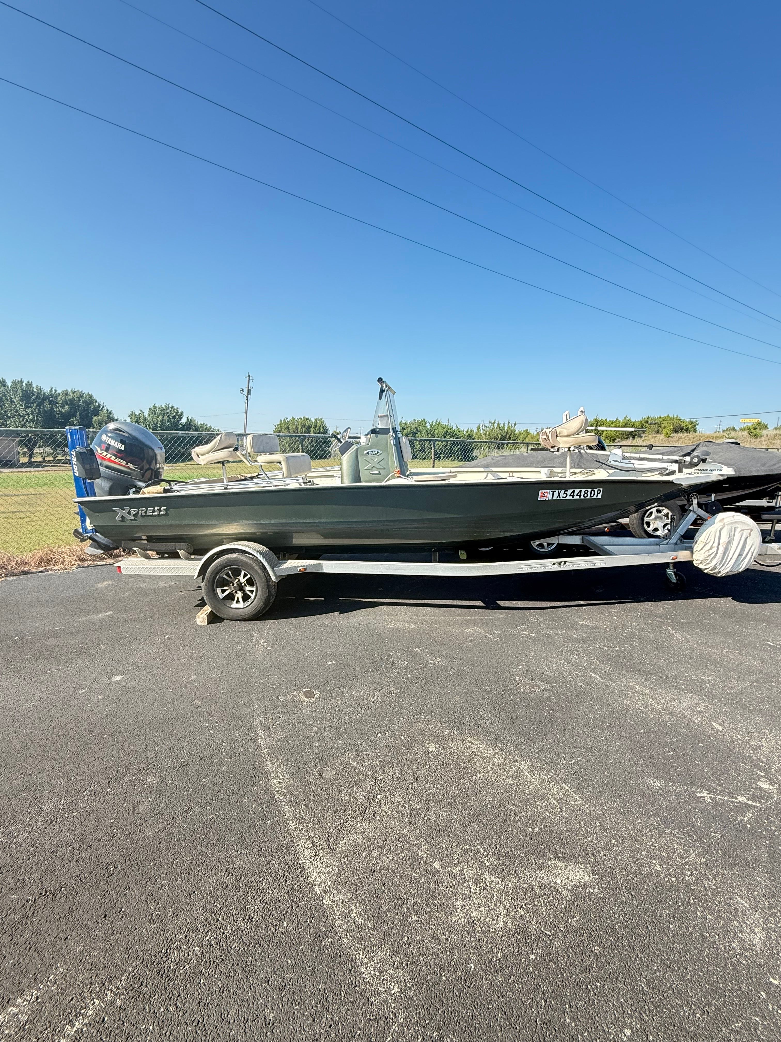 2016 Xpress X20BAY