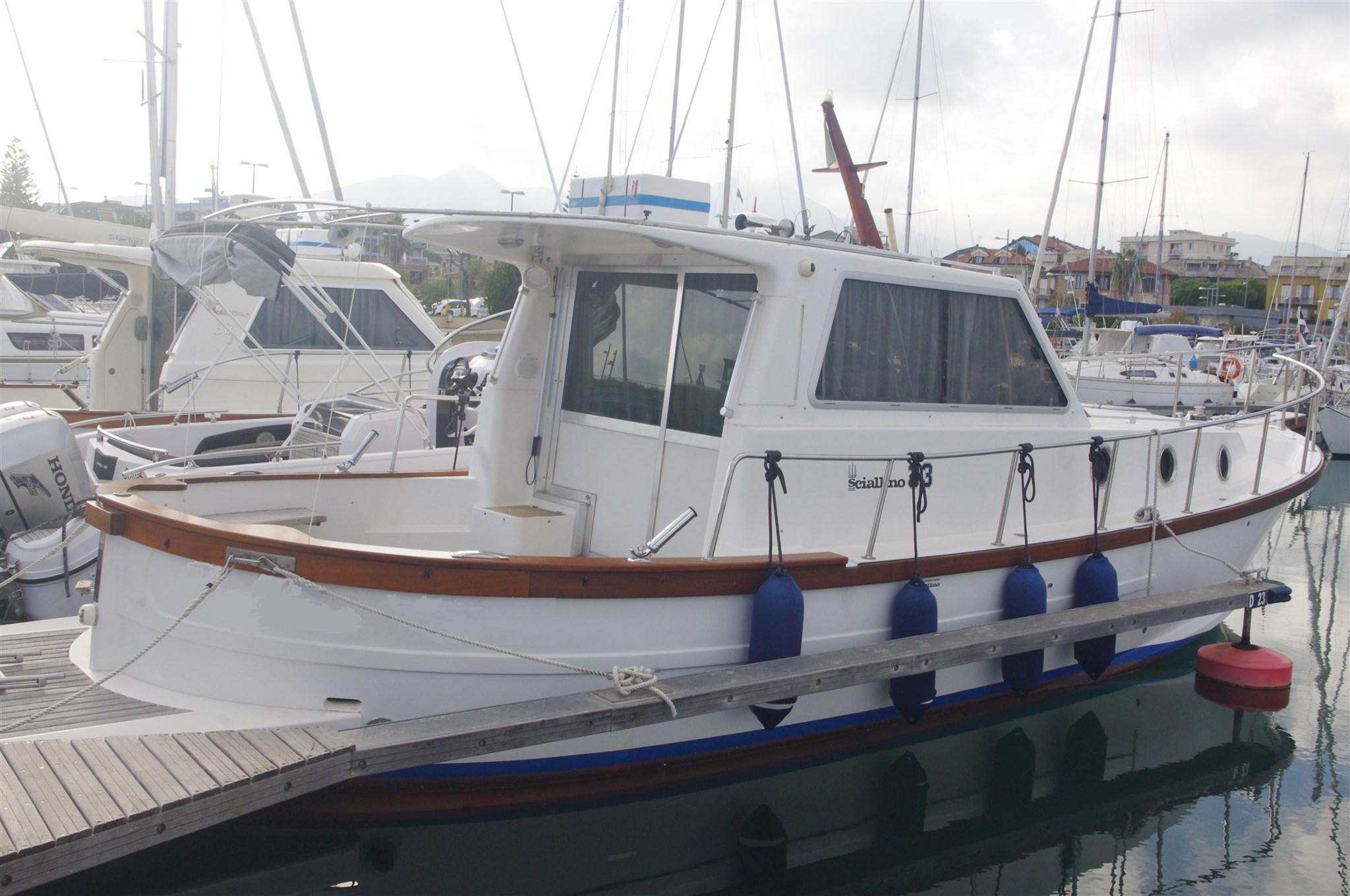 1995 Sciallino 33 Cabin