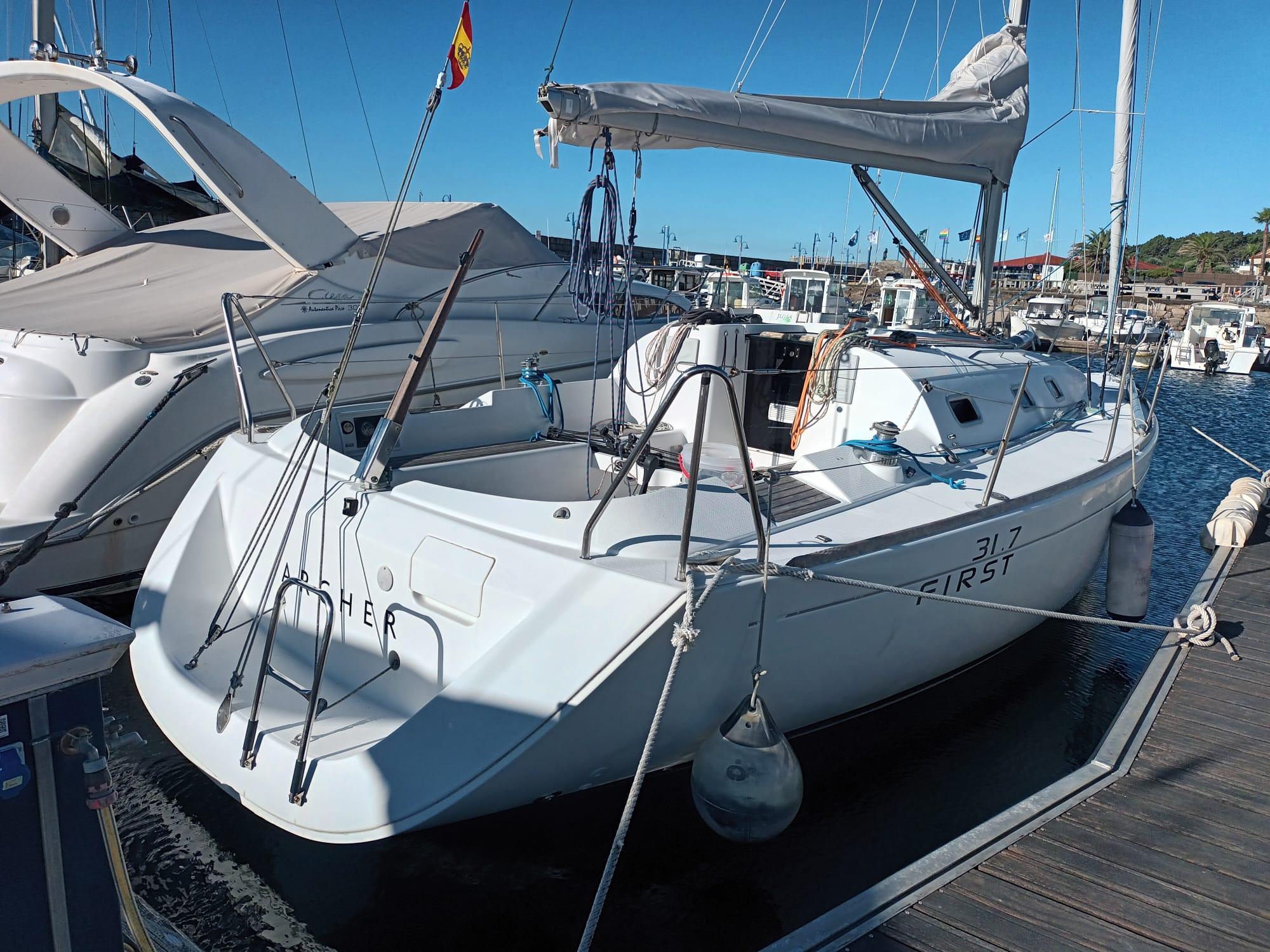 1999 Beneteau First 31.7
