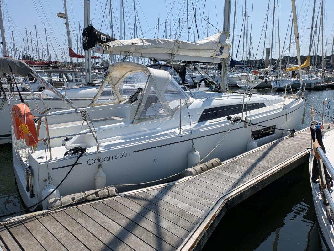 Beneteau Oceanis 30.1