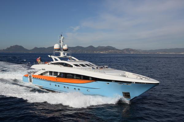2011 Heesen 3700