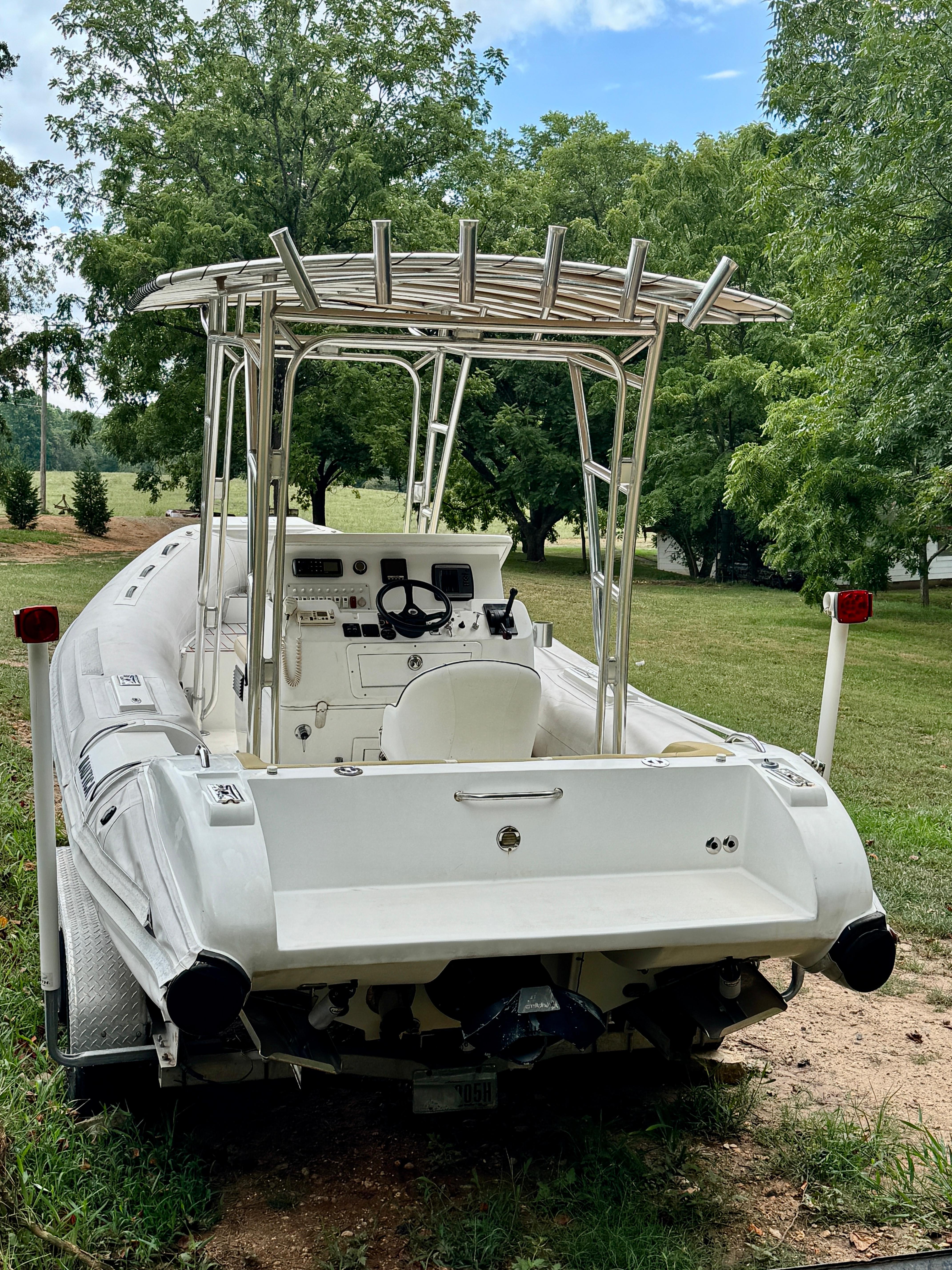 2010 Nautica 19’ Wide Body RIB