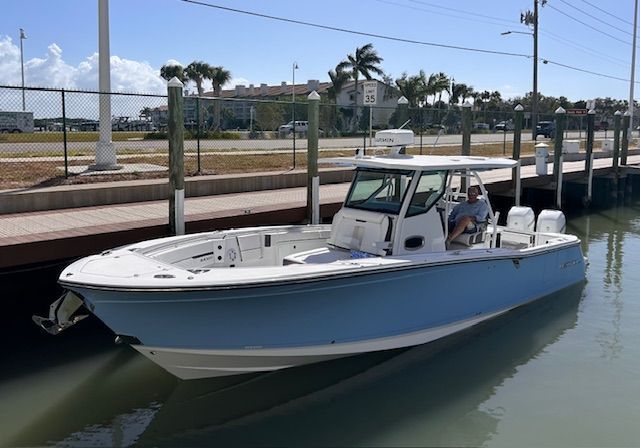 Blackfin 332 CC