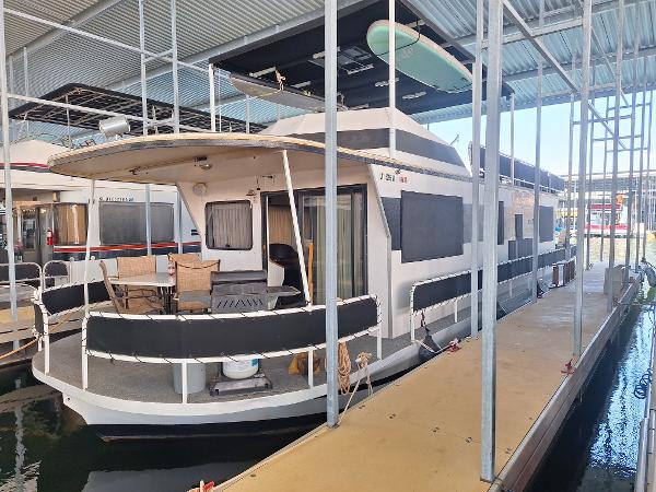 1986 Skipperliner Houseboat