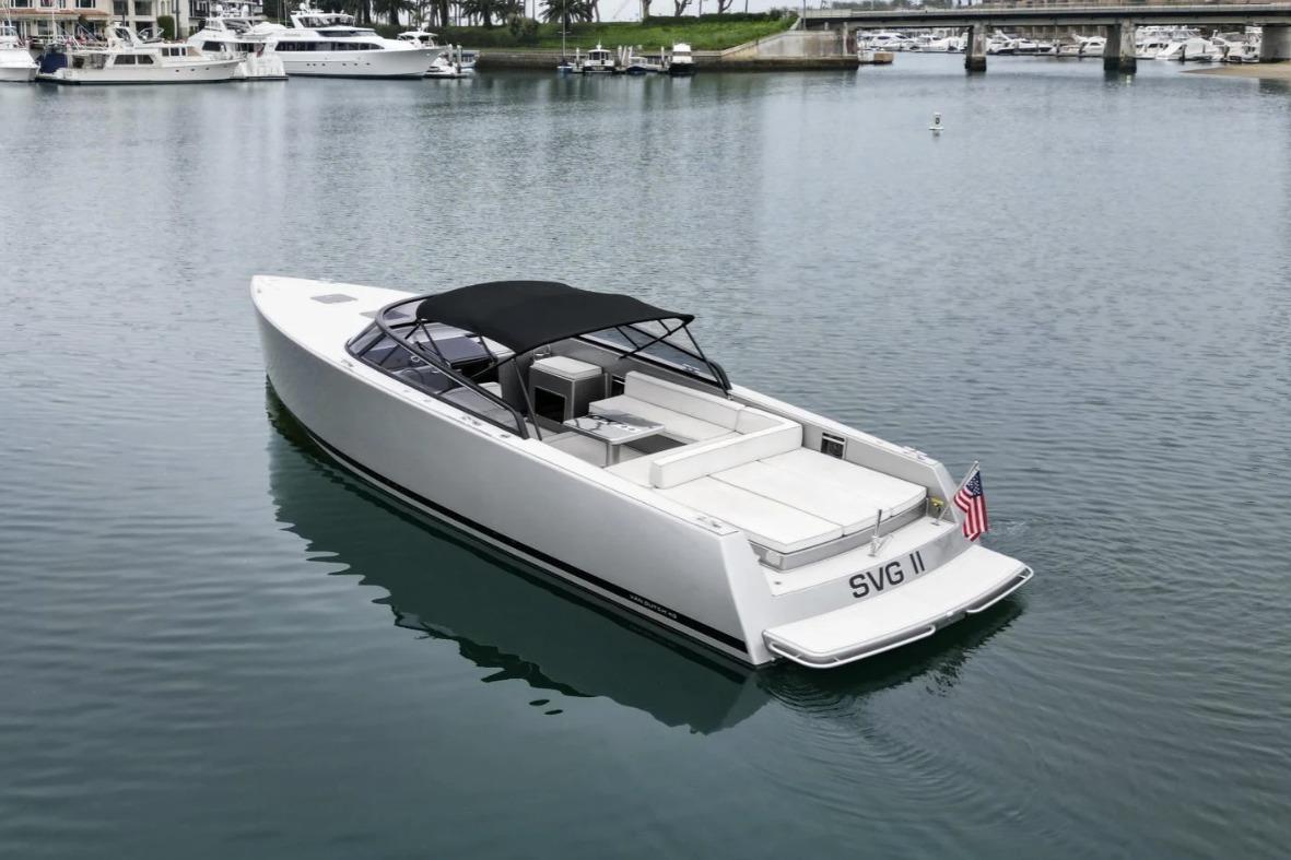 2016 VanDutch CRUISER