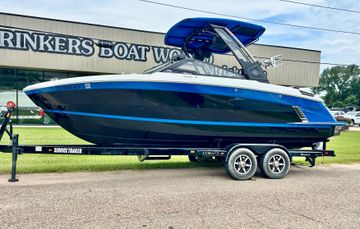 2023 Cobalt R6 Surf