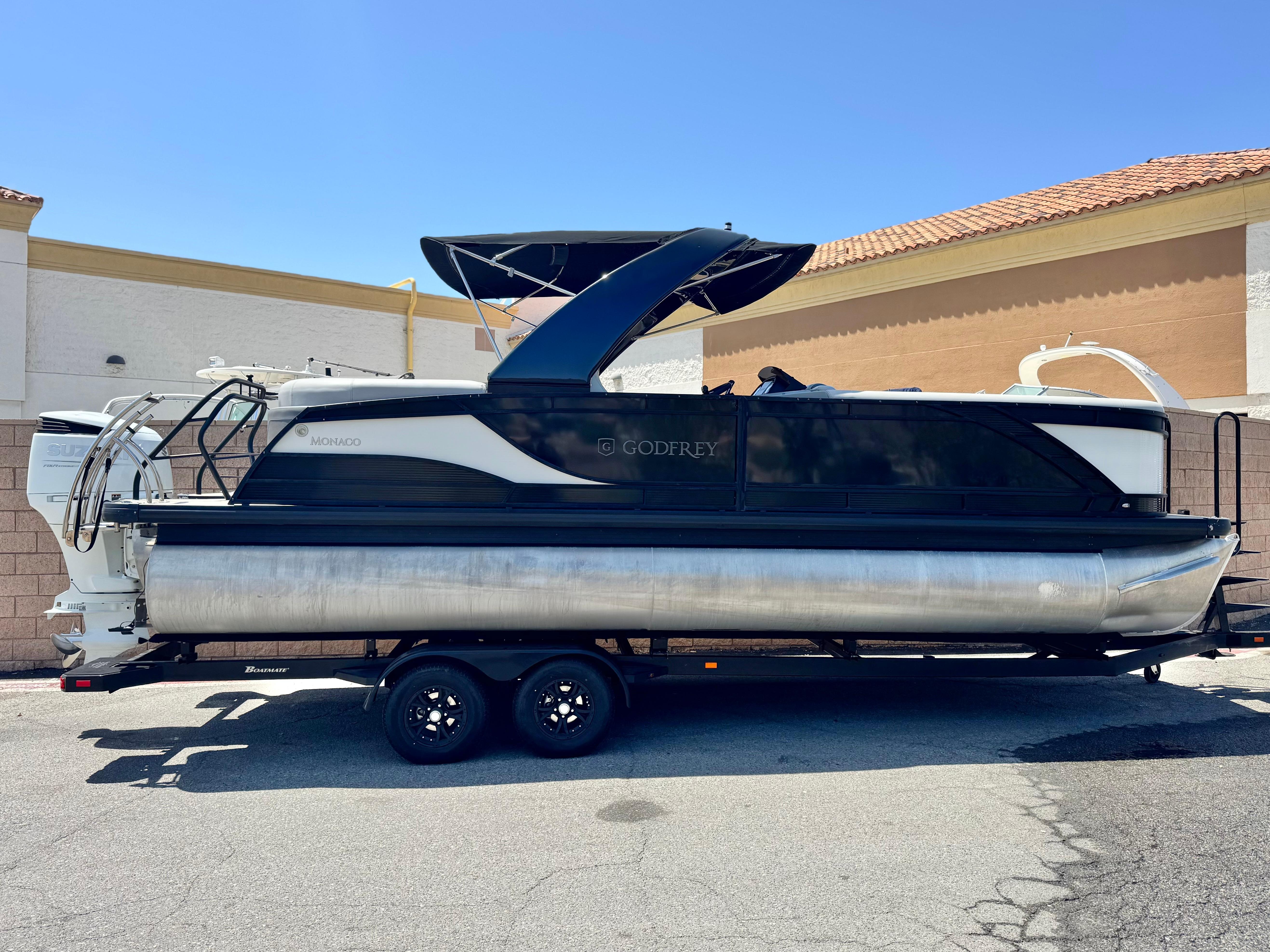2023 Godfrey Monaco 255 C