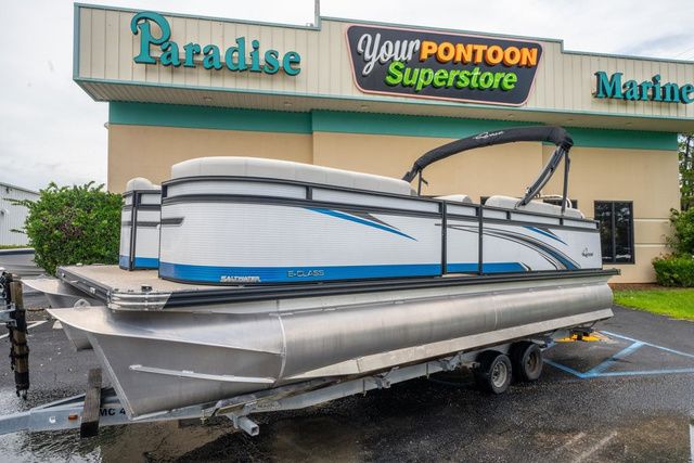 2023 Qwest Pontoons 822 E-Class Lanai LT